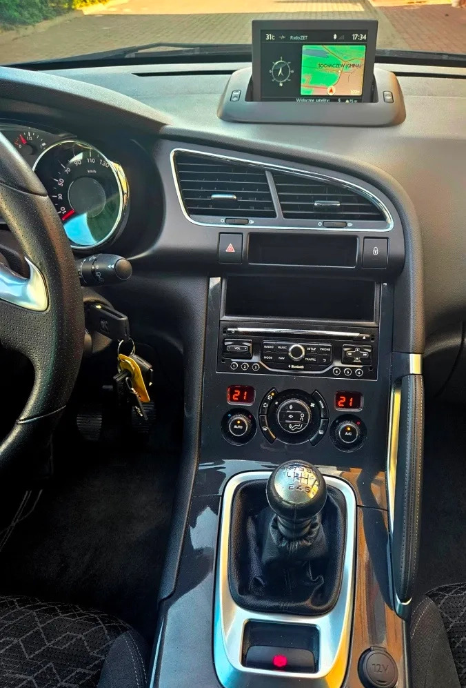 Peugeot 3008 cena 32900 przebieg: 118340, rok produkcji 2016 z Sochaczew małe 379